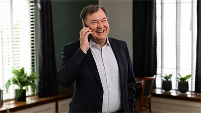 Neem contact op met Hellema Makelaars Meindert de Graaf in een telefoongesprek